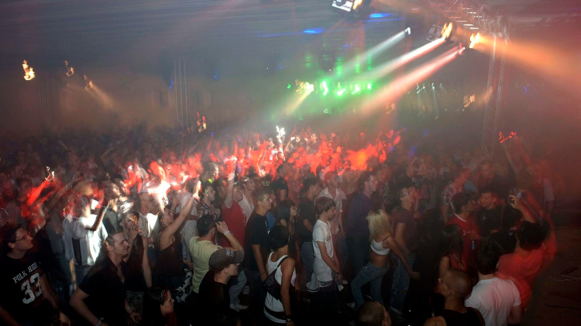 Fiesta electrónica / FOTO: EFE