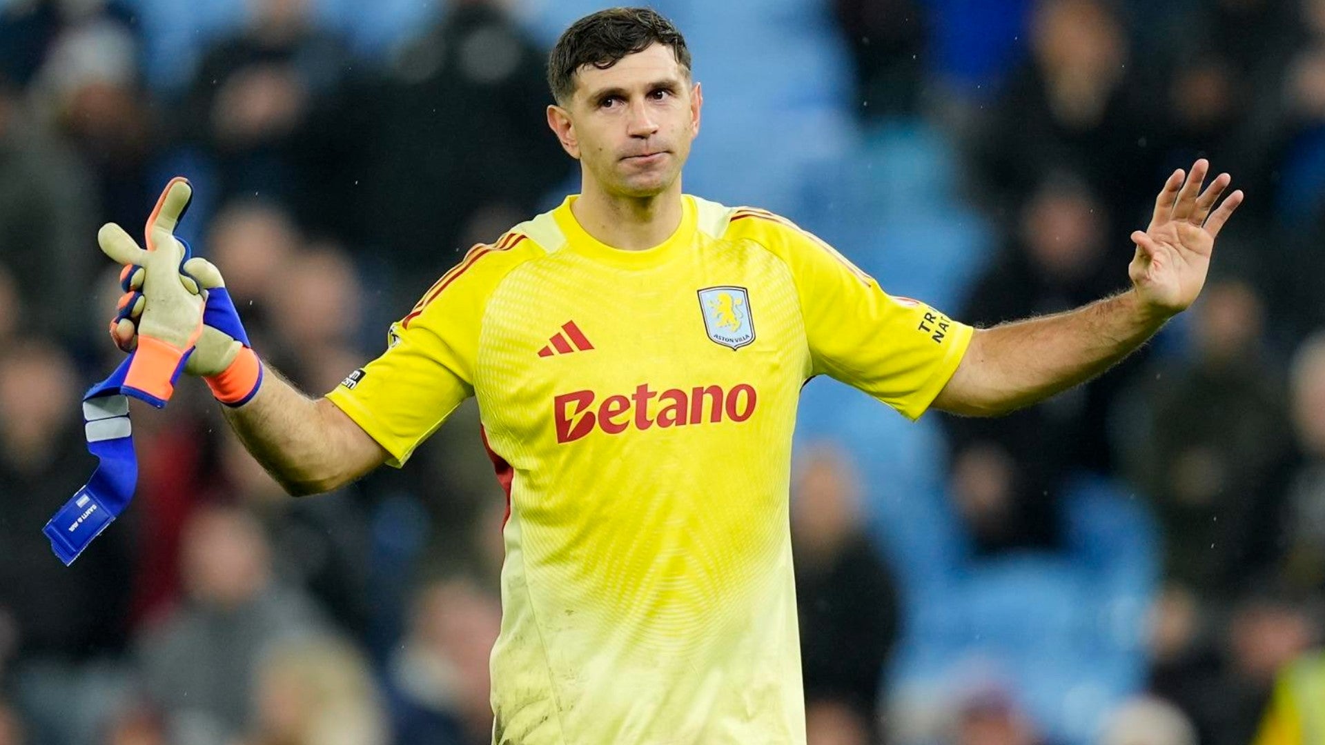 Emiliano Dibu Martínez, arquero argentino en el Aston Villa / FOTO: EFE