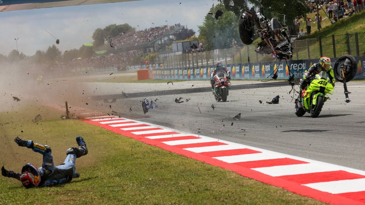 Accidente en MotoGP (AFP)