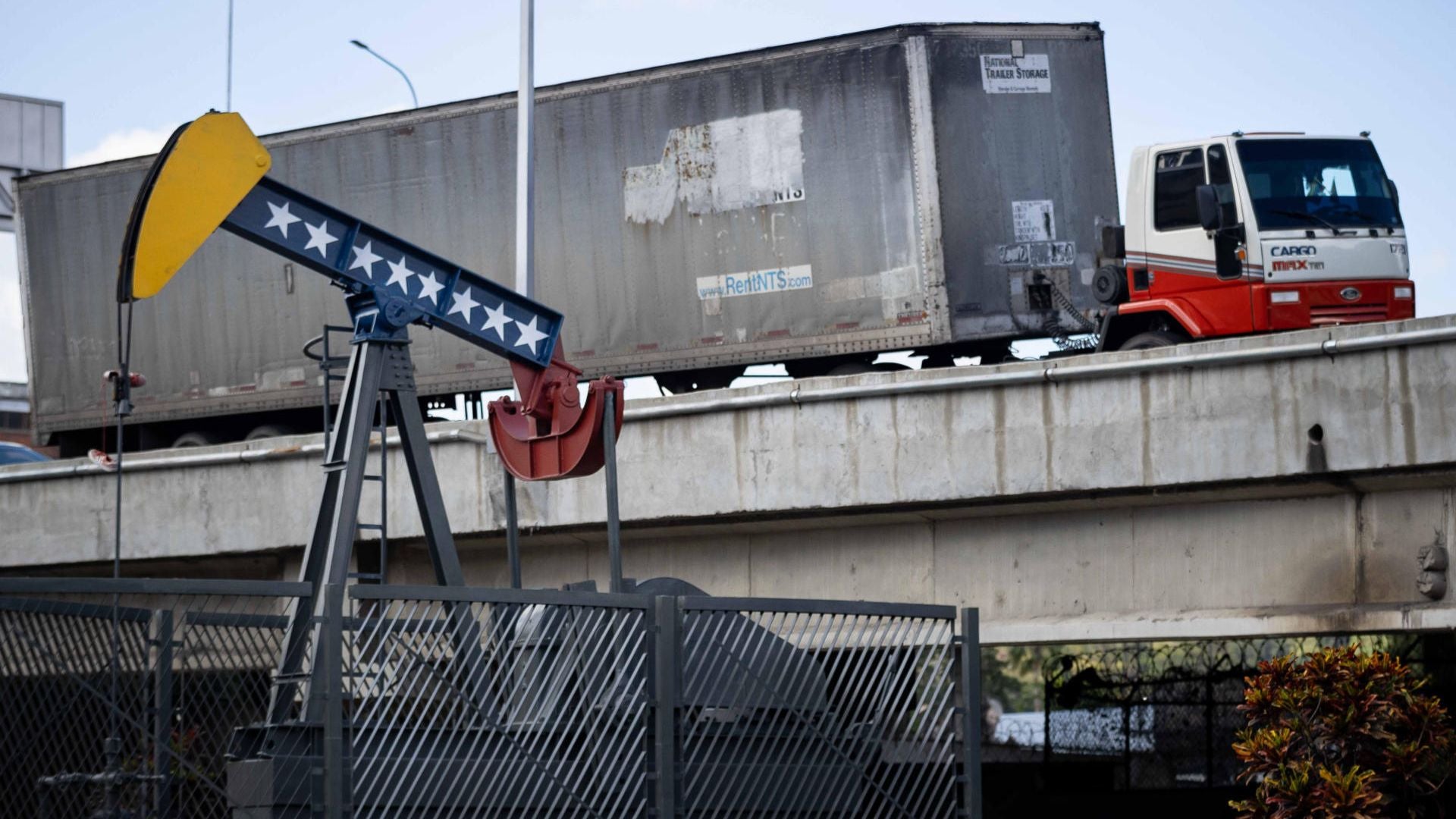 Controversia por firma contratada por EE. UU. para supervisar los ingresos petroleros venezolanos - Fotos EFE