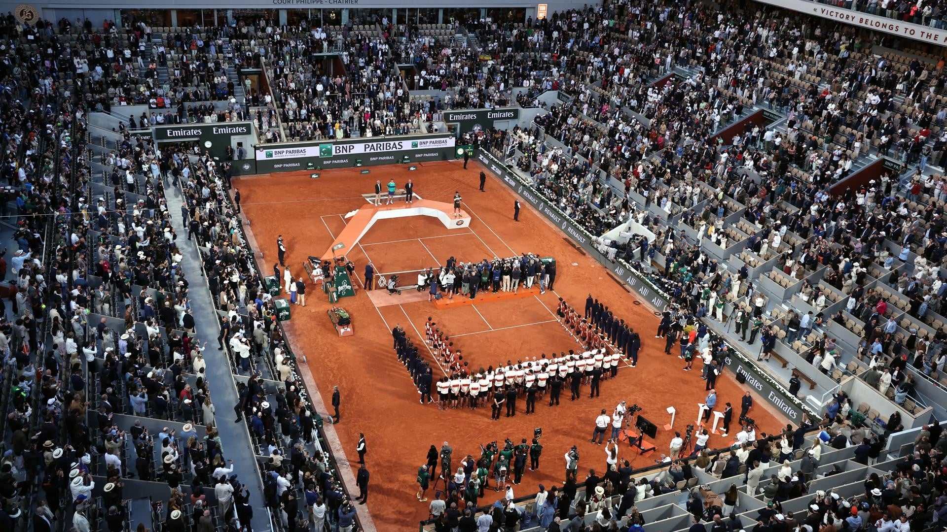 Vista general de la cancha Philippe Chatrier en Roland Garros (EFE)