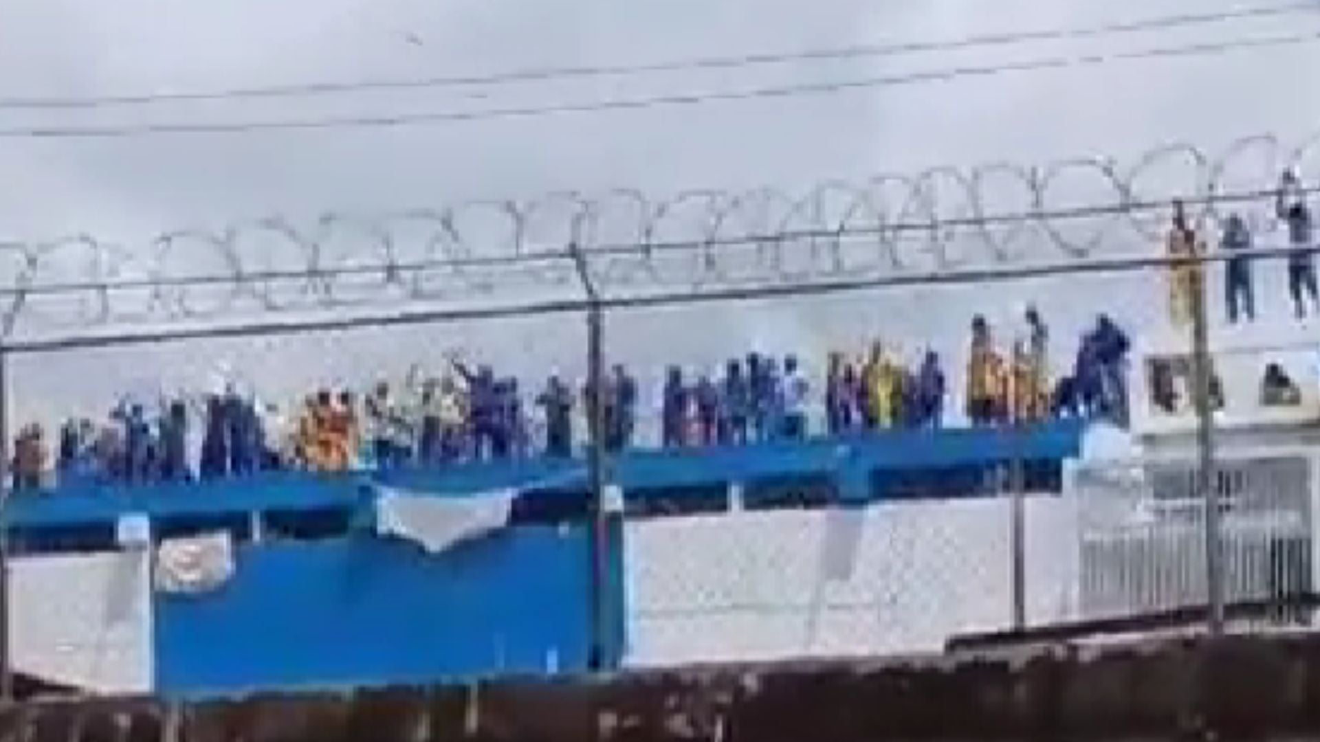 Reclusos se manifiestan en penal de Barinas, Benezuela - Foto; captura de video