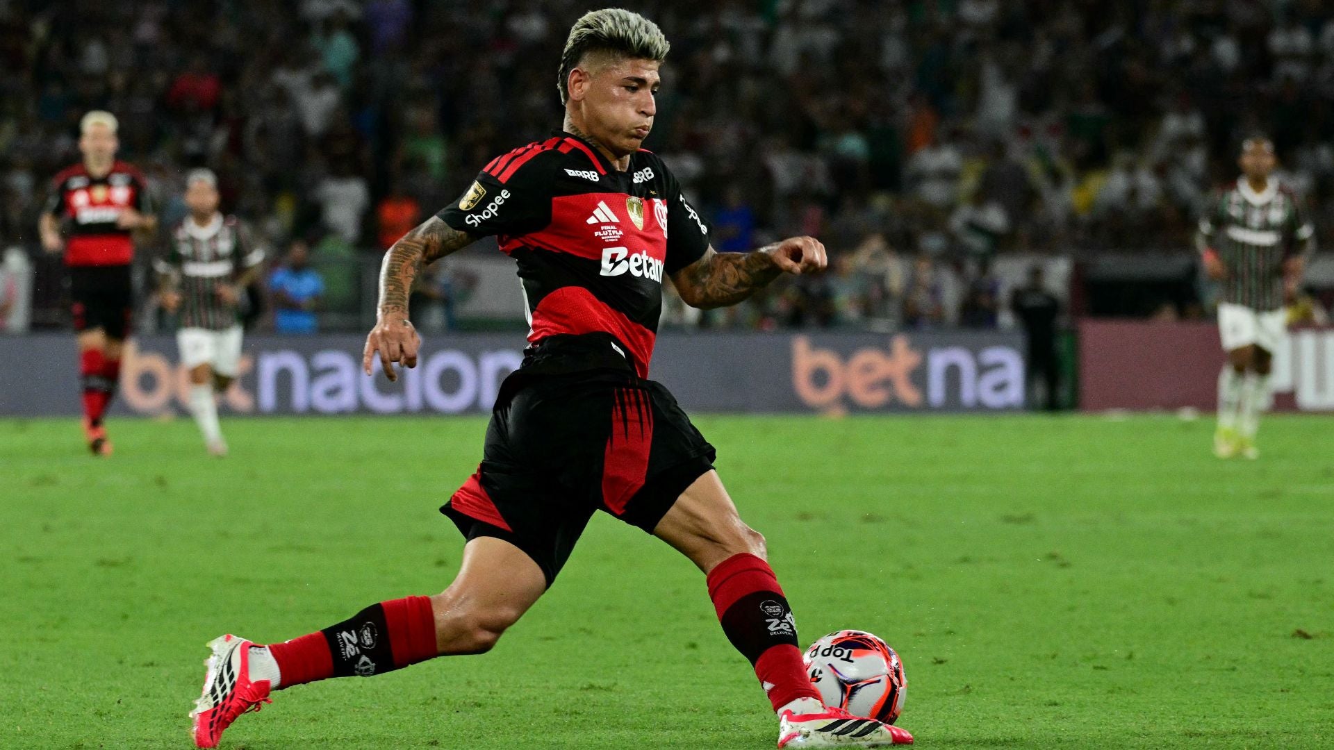 Jorge Carrascal, mediocampista del Flamengo - Foto: AFP