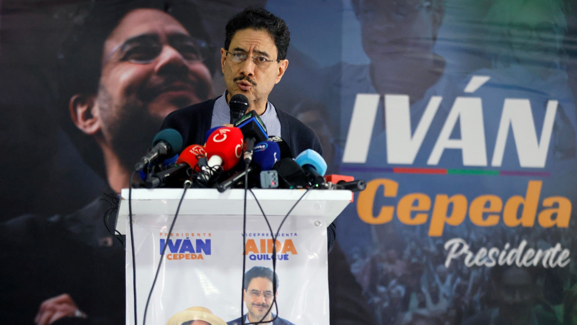 El candidato presidencial Iván Cepeda. (EFE)