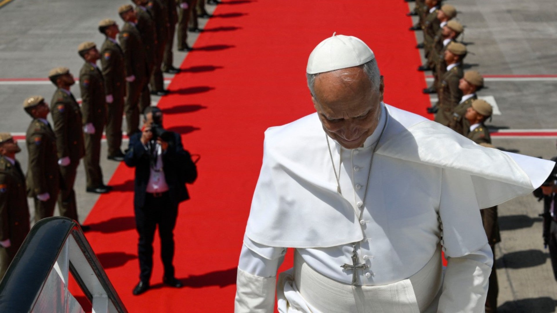 Papa León XIV, máximo jerarca de la Iglesia Católica - Foto: AFP