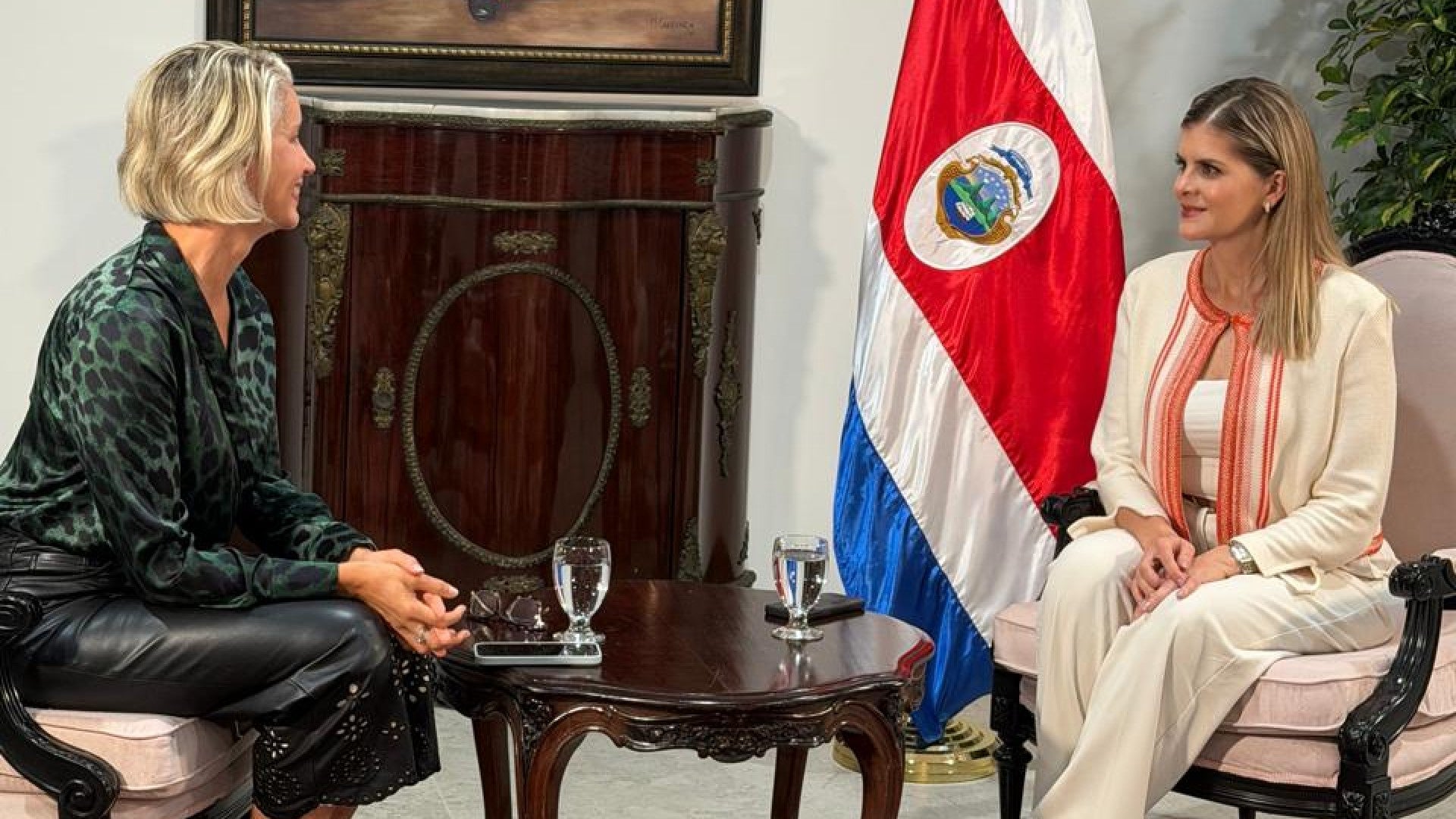 Entrevista a la presidente de Costa Rica, Laura Fernández / FOTO: NTN24