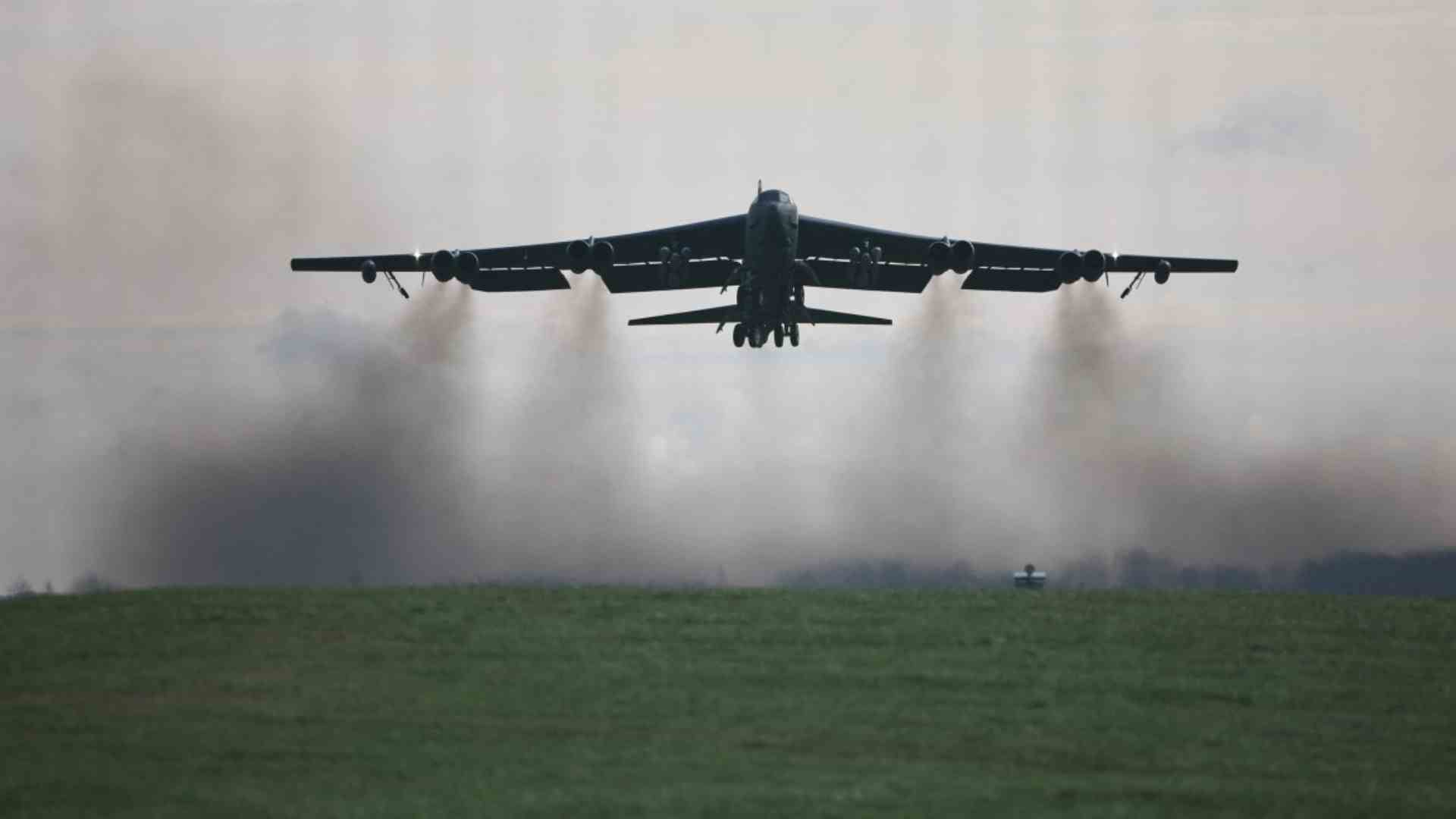 Bombardero B-52 de la Fuerza Aérea de EE. UU. - AFP