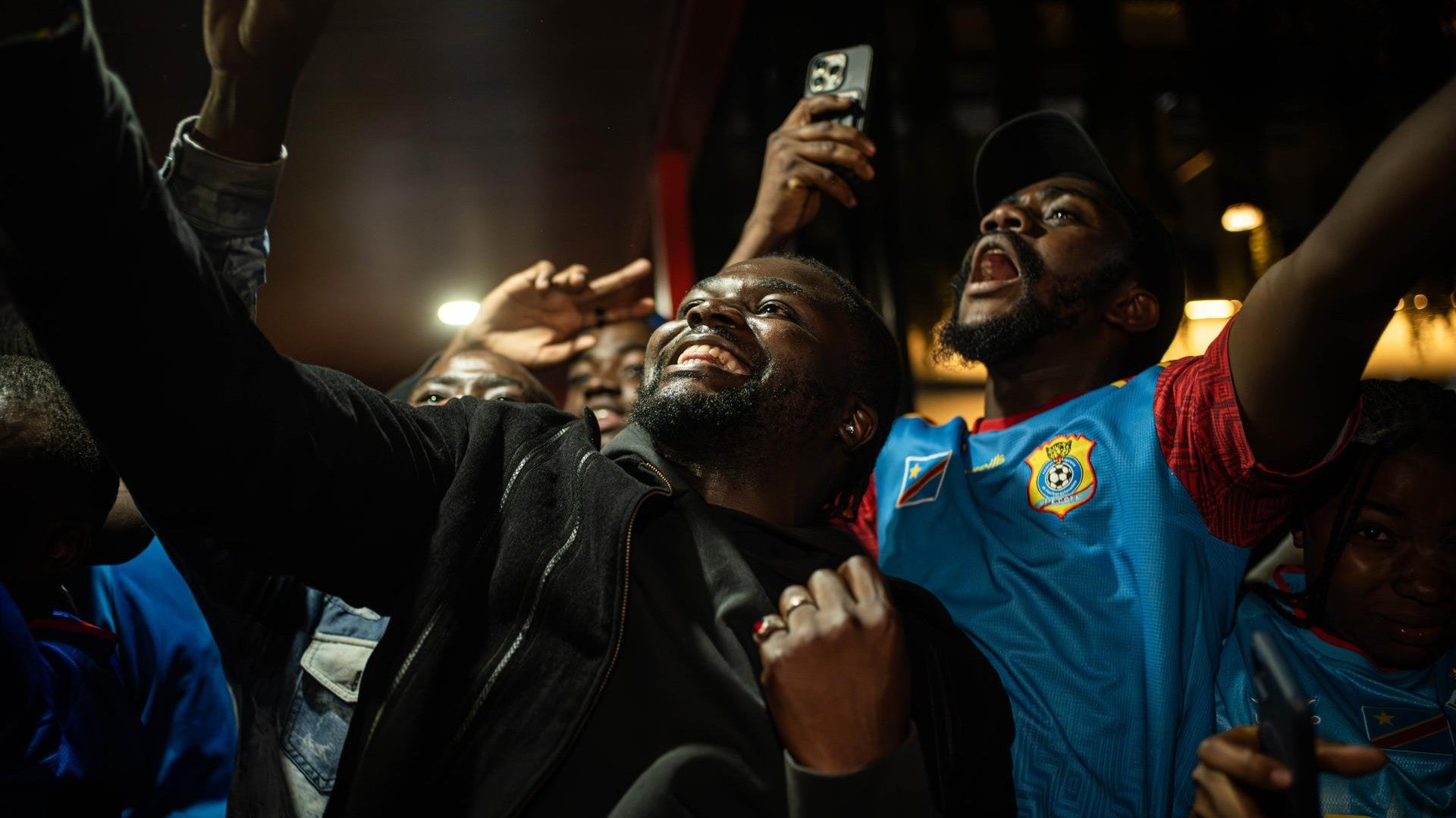 Aficionados celebran el empate de Congo en el Mundial 2026 - Foto: EFE