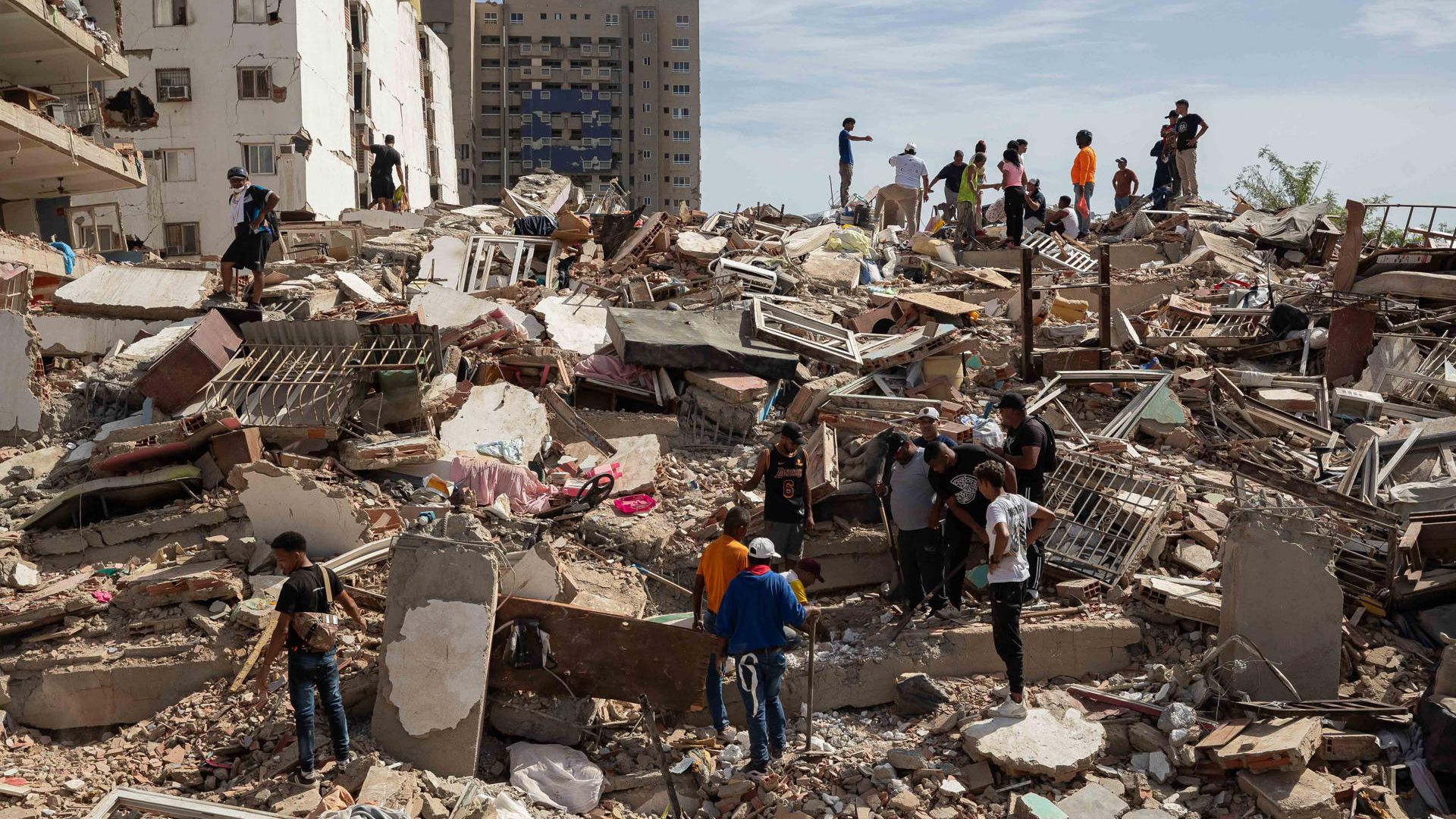 Colapso de edificaciones en Venezuela tras terremotos - Foto: EFE