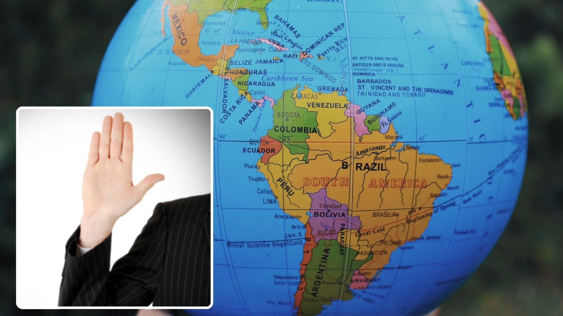 Un hombre haciendo la señal de juramento / Mapa del continente americano - Fotos: X / Pexels