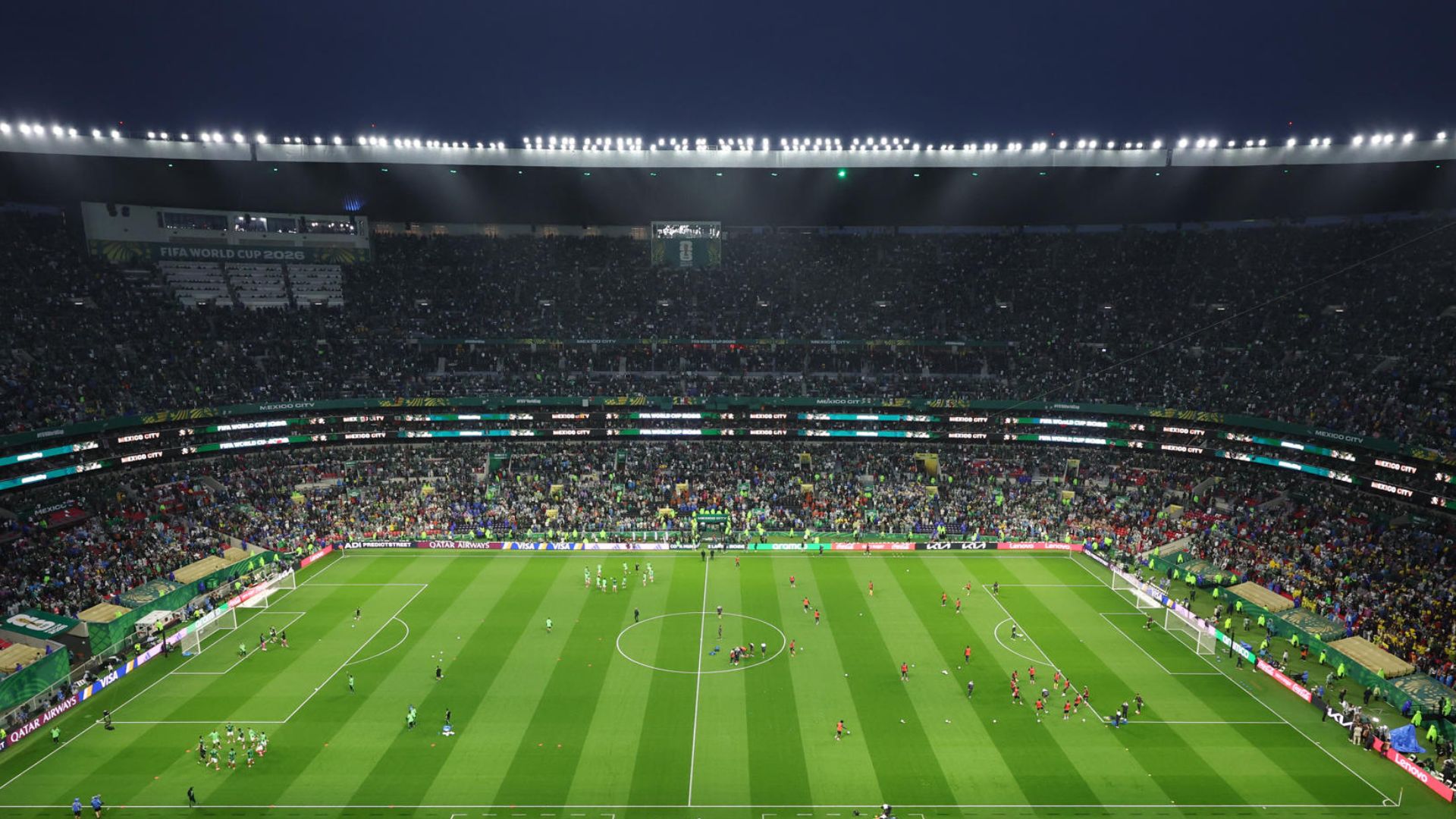 Aficionados en los estadios del Mundial 2026 - Foto: EFE