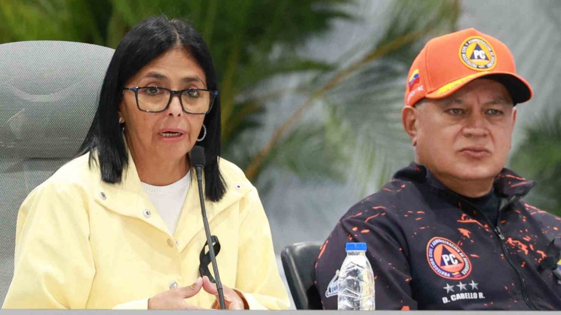 Delcy Rodríguez y Diosdado Cabello - AFP