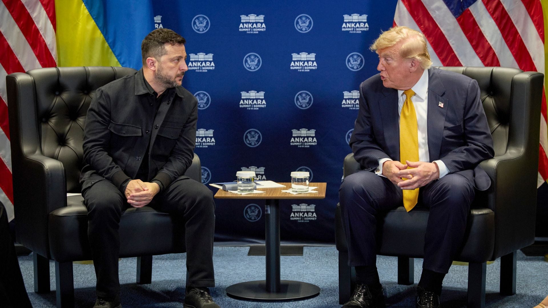 Donald Trump y Volodímir Zelenski en Ankara - Foto: EFE