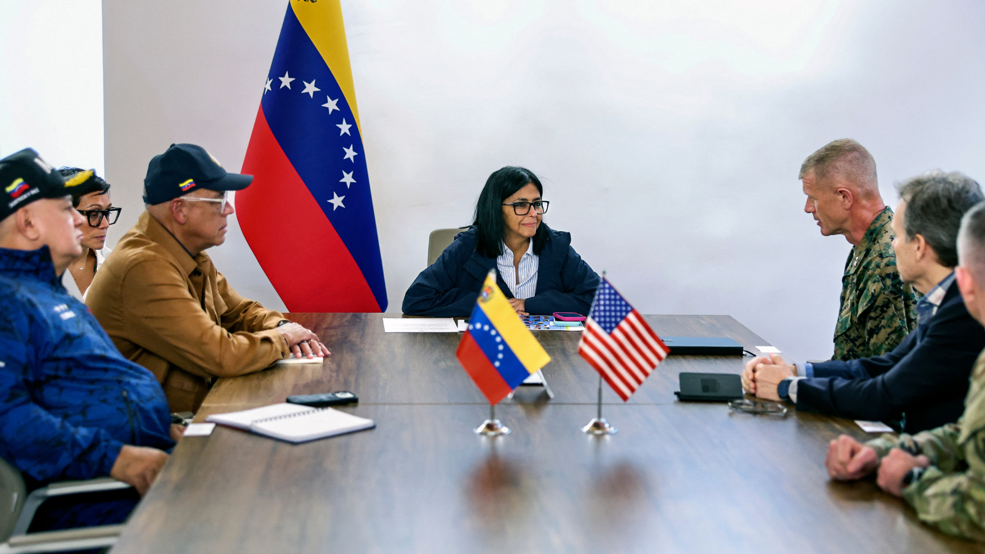 Régimen venezolano junto mayor del Cuerpo de Marines de EE. UU. | Foto: AFP