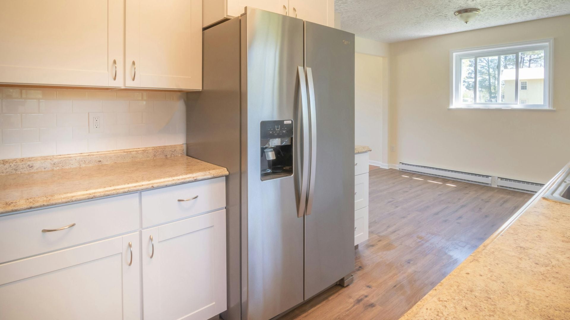 Refrigerador de una casa - Canva