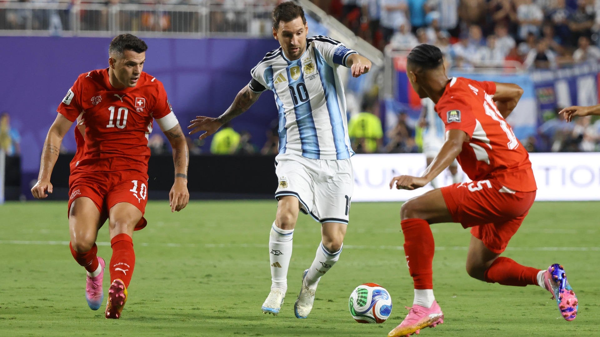 Lionel Messi en el partido de Argentina ante Suiza en el Mundial 2026 - Foto: EFE