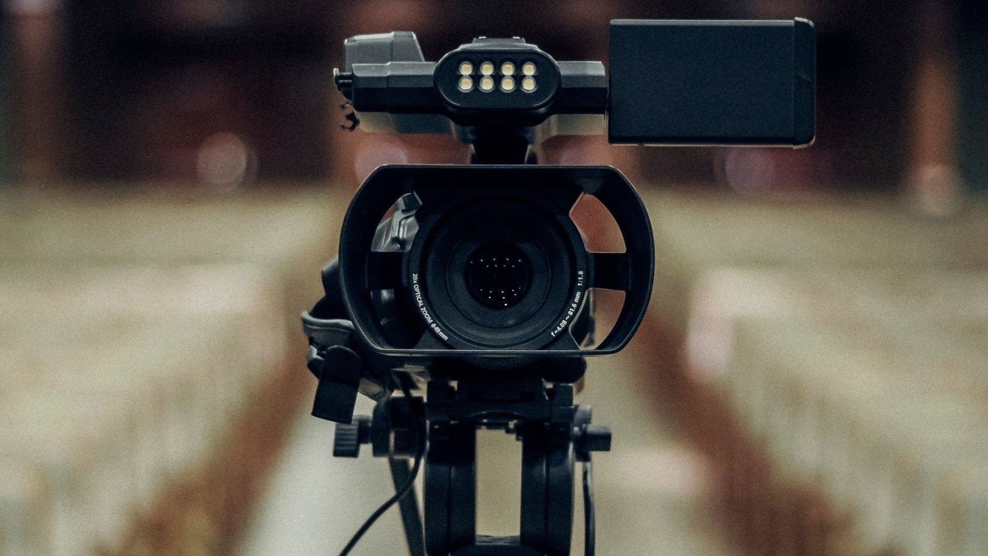 Cámara de TV profesional - Foto de referencia: pexels