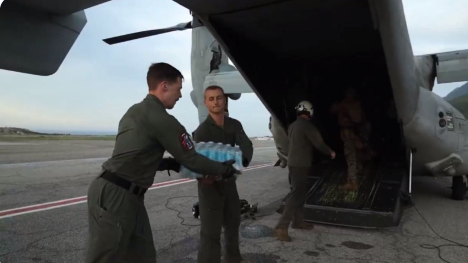 Comando Sur difunde imágenes de sus aeronaves despegando y aterrizando en el Aeropuerto Internacional de Maiquetía