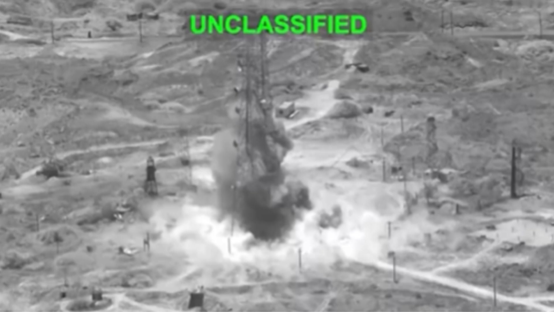 Ataques de EEUU contra objetivos militares del régimen de Irán - Foto captura video