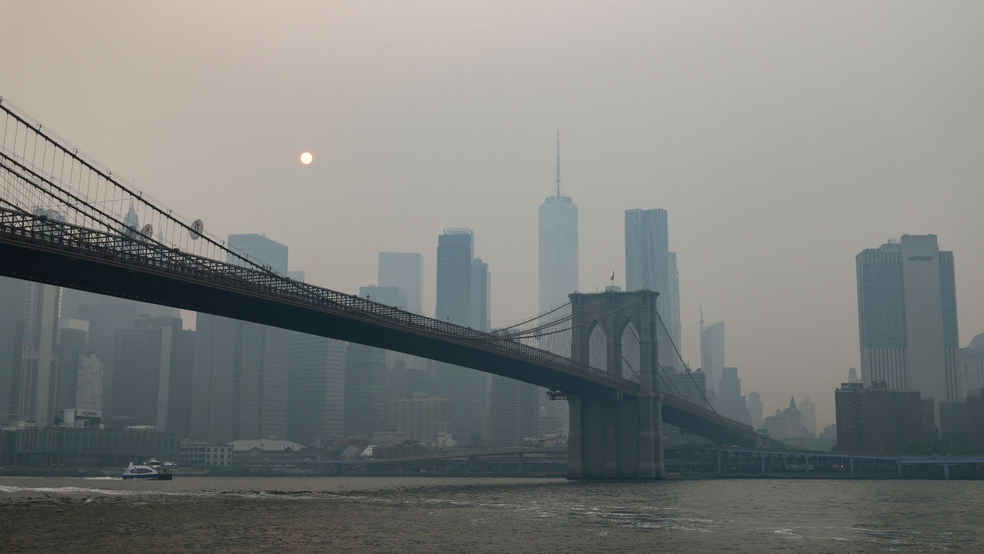 Humo de incendios en Canadá daña la calidad del aire en Nueva York y amenaza la final del Mundial 2026 - EFE