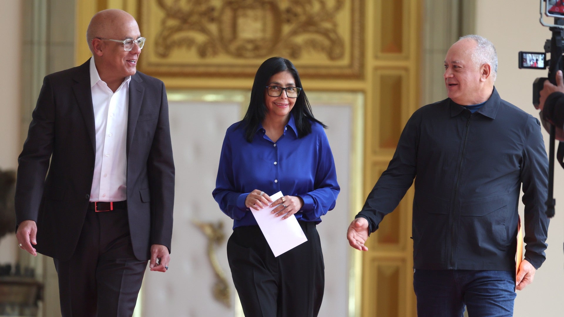 Jorge Rodríguez, Delcy Rodríguez y Diosdado Cabello, integrantes de la dictadura venezolana - Foto: EFE
