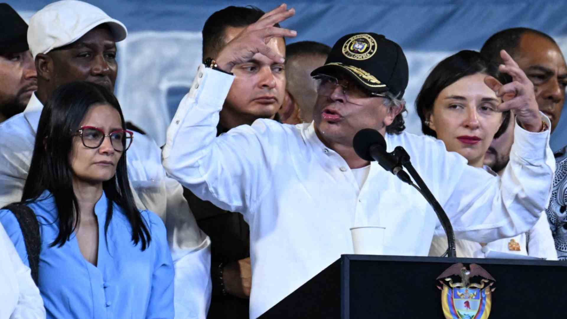 Gustavo Petro y Angie Rodríguez - AFP