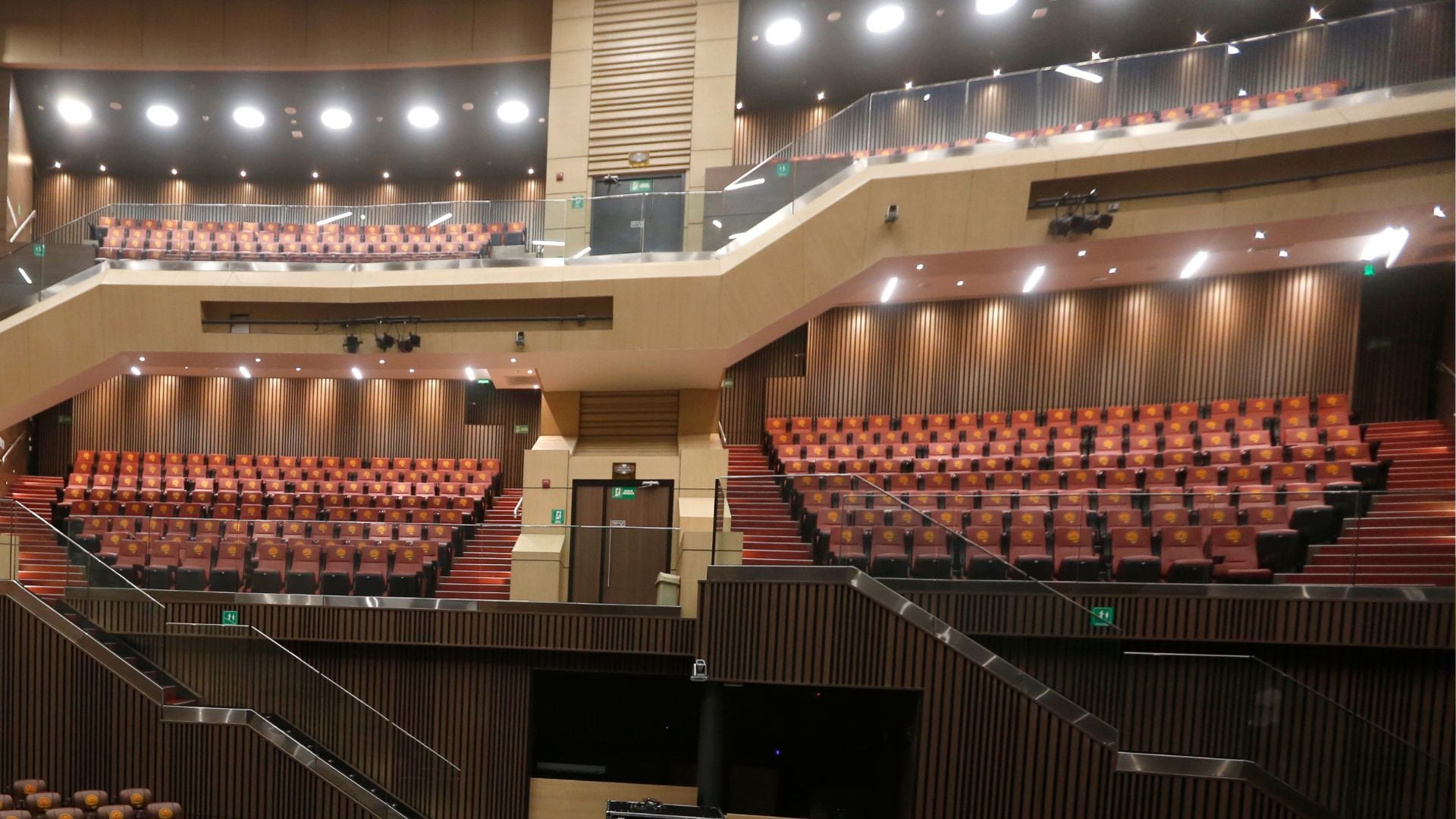 Vista general del auditorio de la Arena USC este miércoles, lugar para la investidura del presidente electo, Abelardo de la Espriella-Foto: EFE