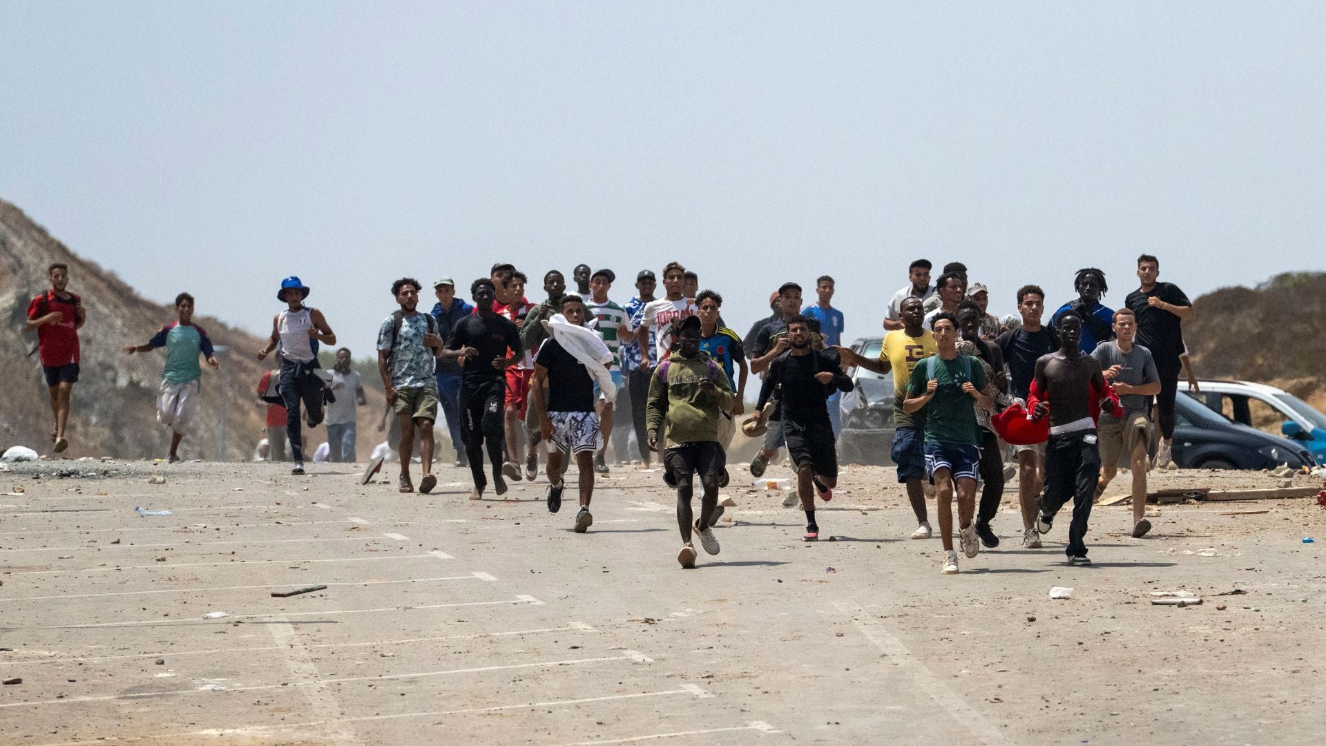 Francia multiplicará los policías en frontera con España tras crisis migratoria con Marruecos