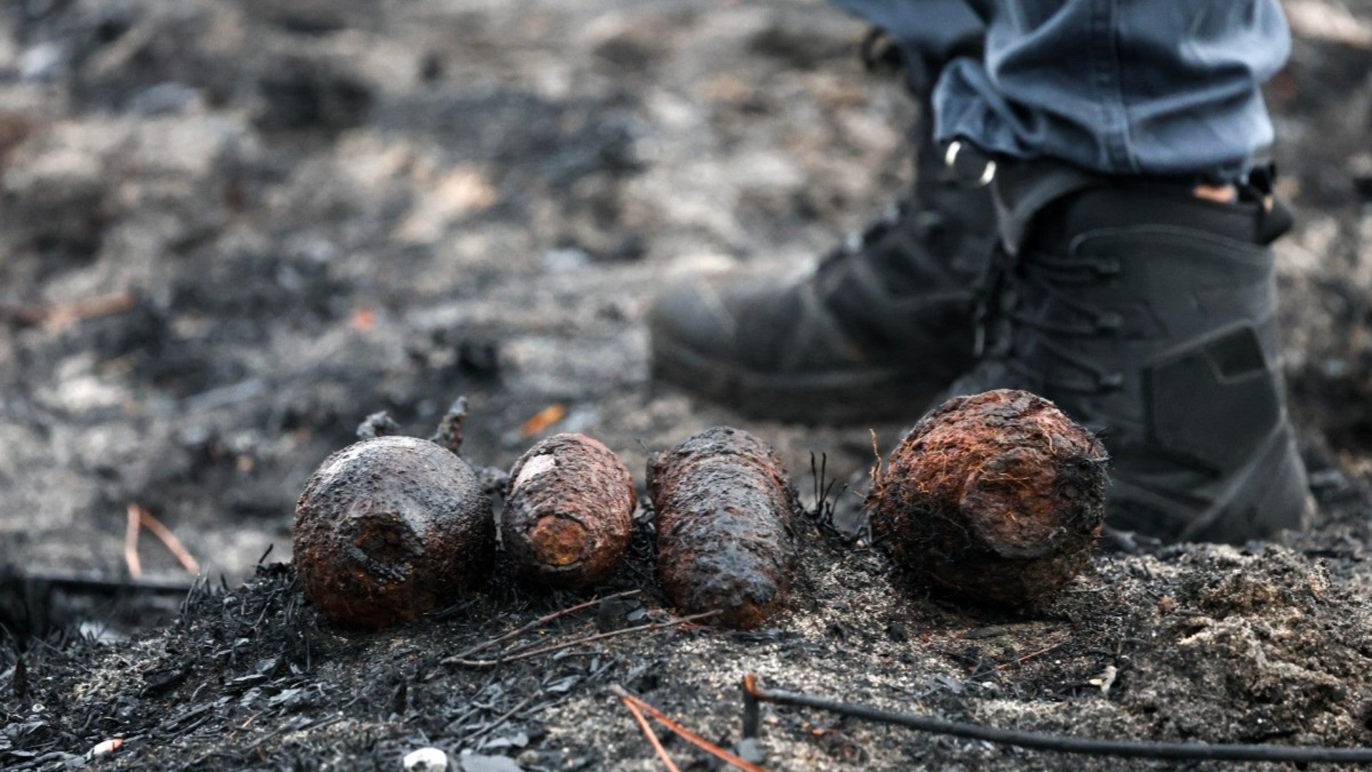 Proyectiles de la Segunda Guerra Mundial encontrados en Francia - Foto: EFE