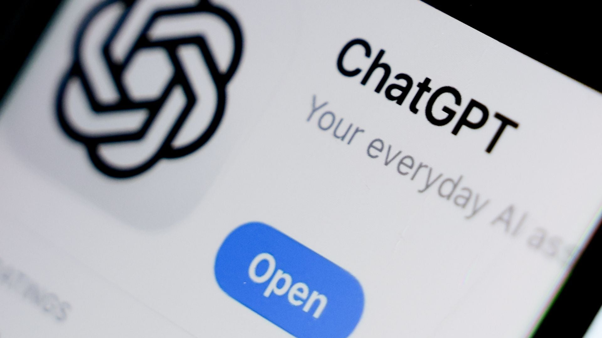 Vista de la aplicación ChatGPT en un teléfono móvil- Foto: EFE