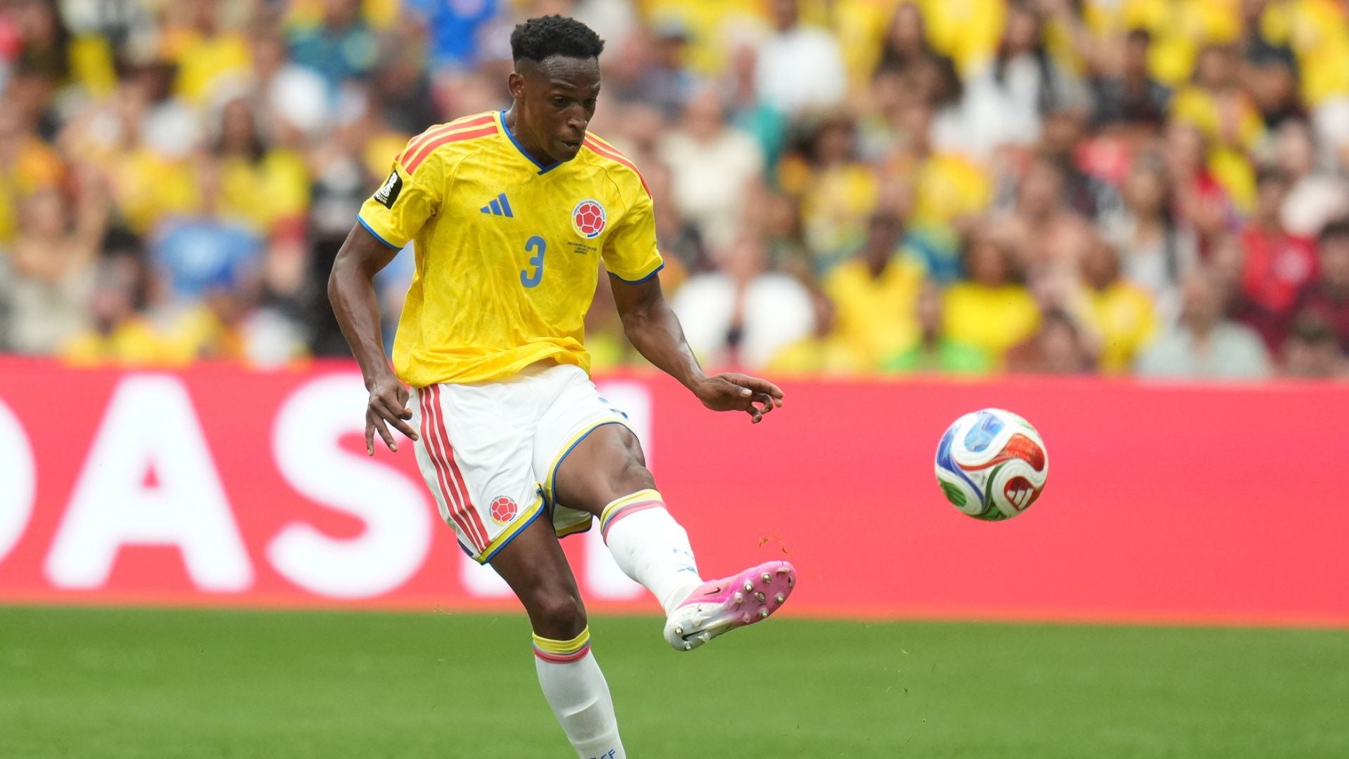 Jhon Lucumi jugador de la selección Colombia-Foto: EFE