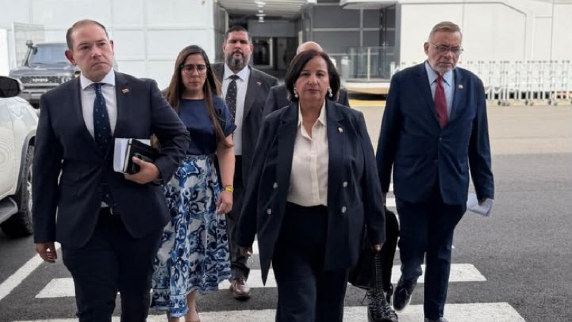 Dinorah Figuera y el equipo negociador en Venezuela / FOTO: Redes sociales