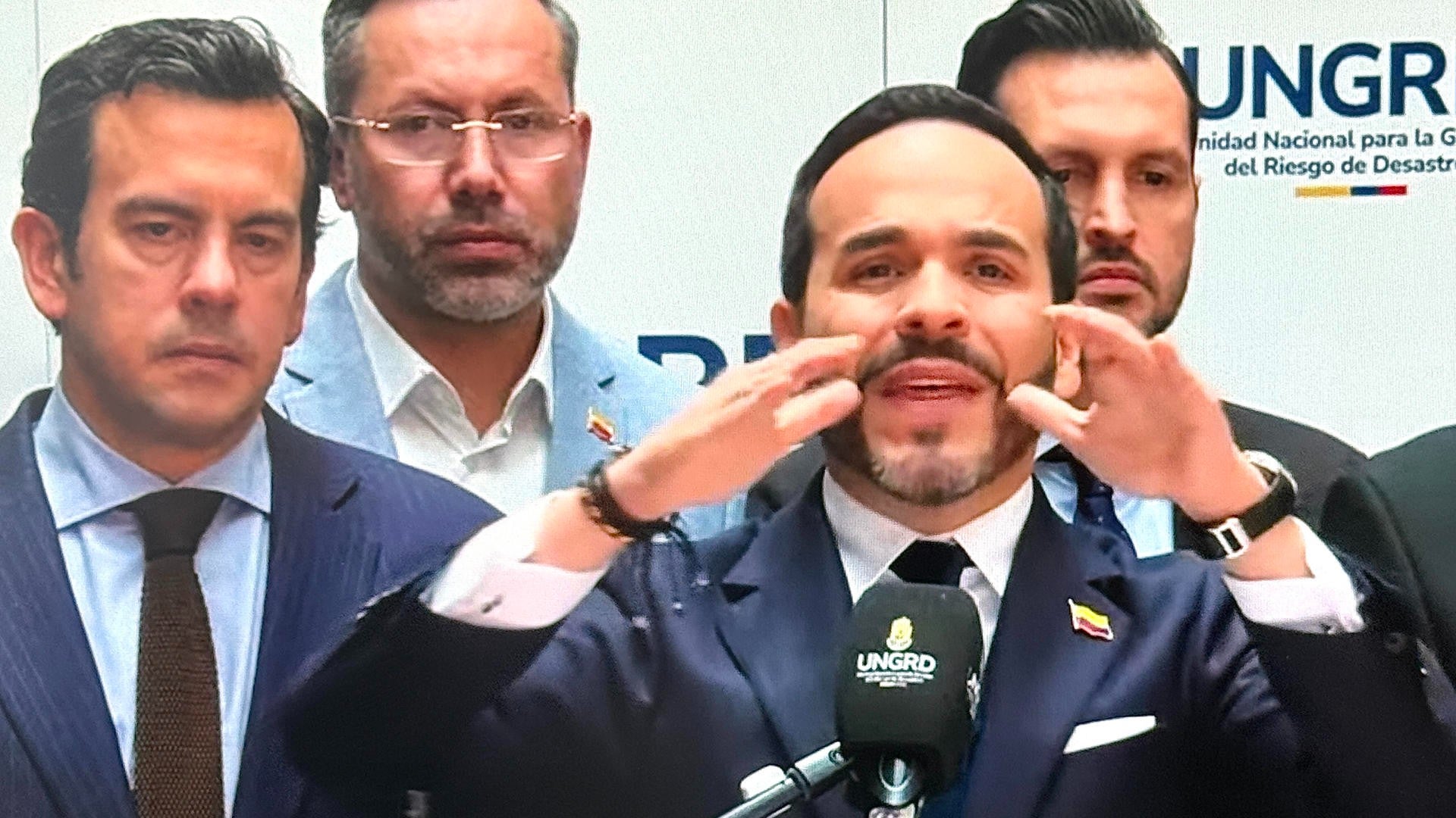 Abelardo De La Espriella, presidente de Colombia, tras terremoto del 10 de agosto. (EFE)