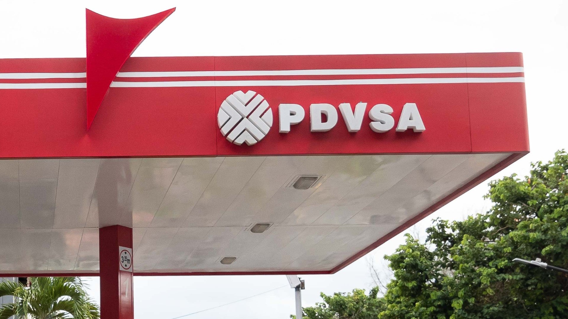 Fotografía de una estación de gasolina, en Caracas (Venezuela) - Foto: EFE