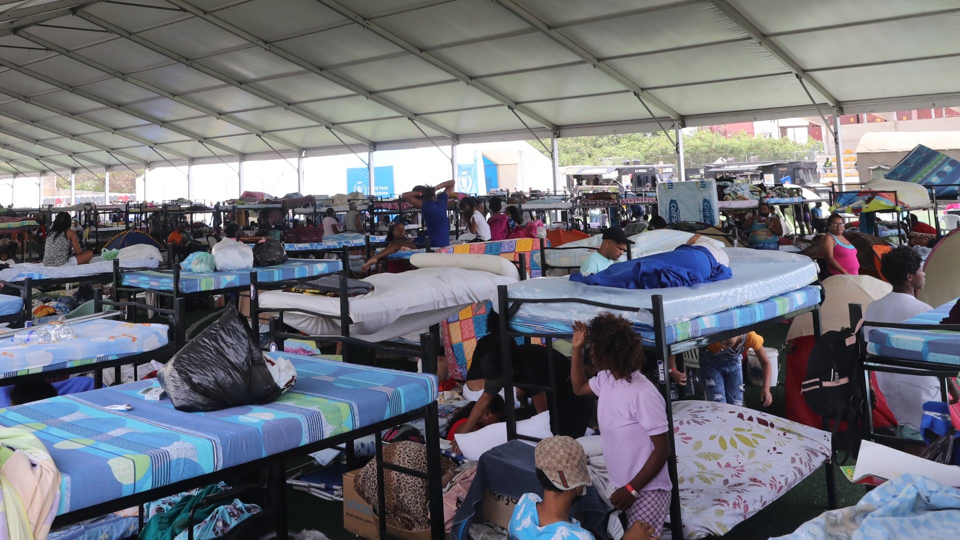 Damnificados en La Guaira tras los terremotos registrados en Venezuela - Foto de referencia: EFE
