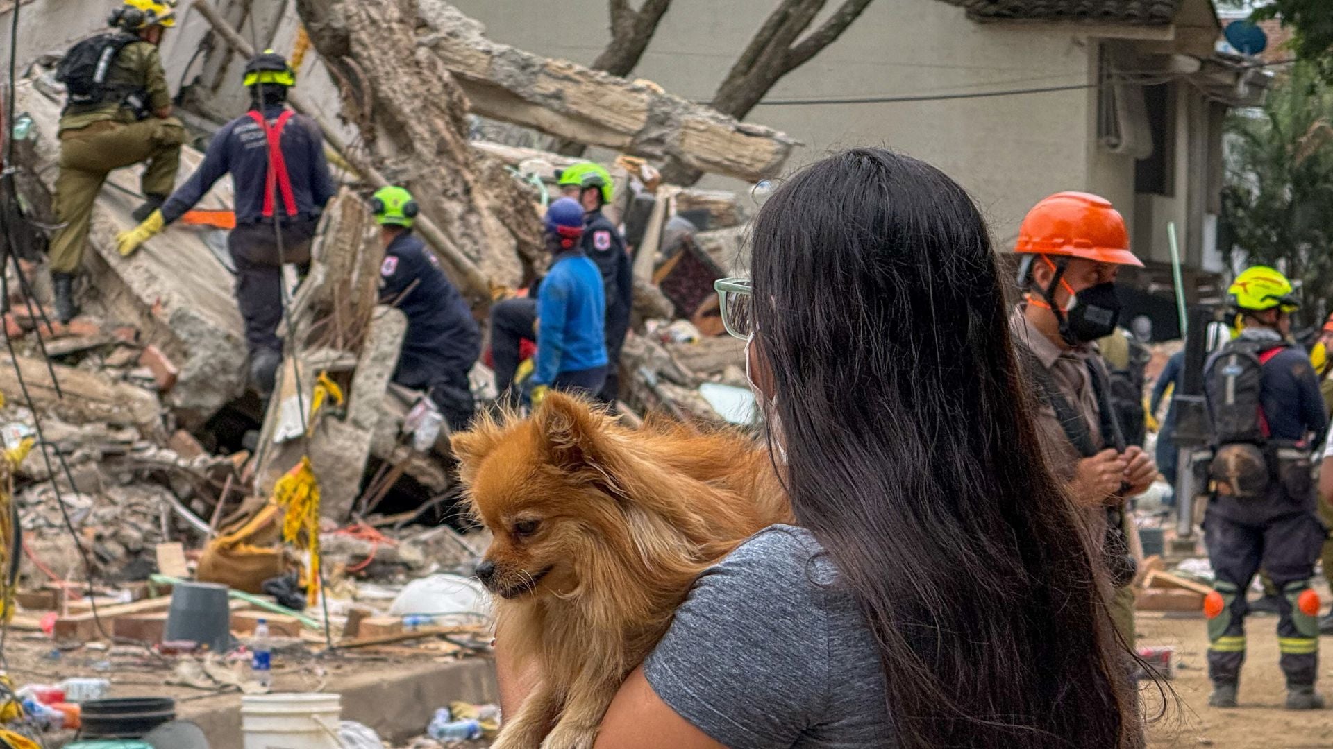 Escombros del terremoto en Cali - EFE