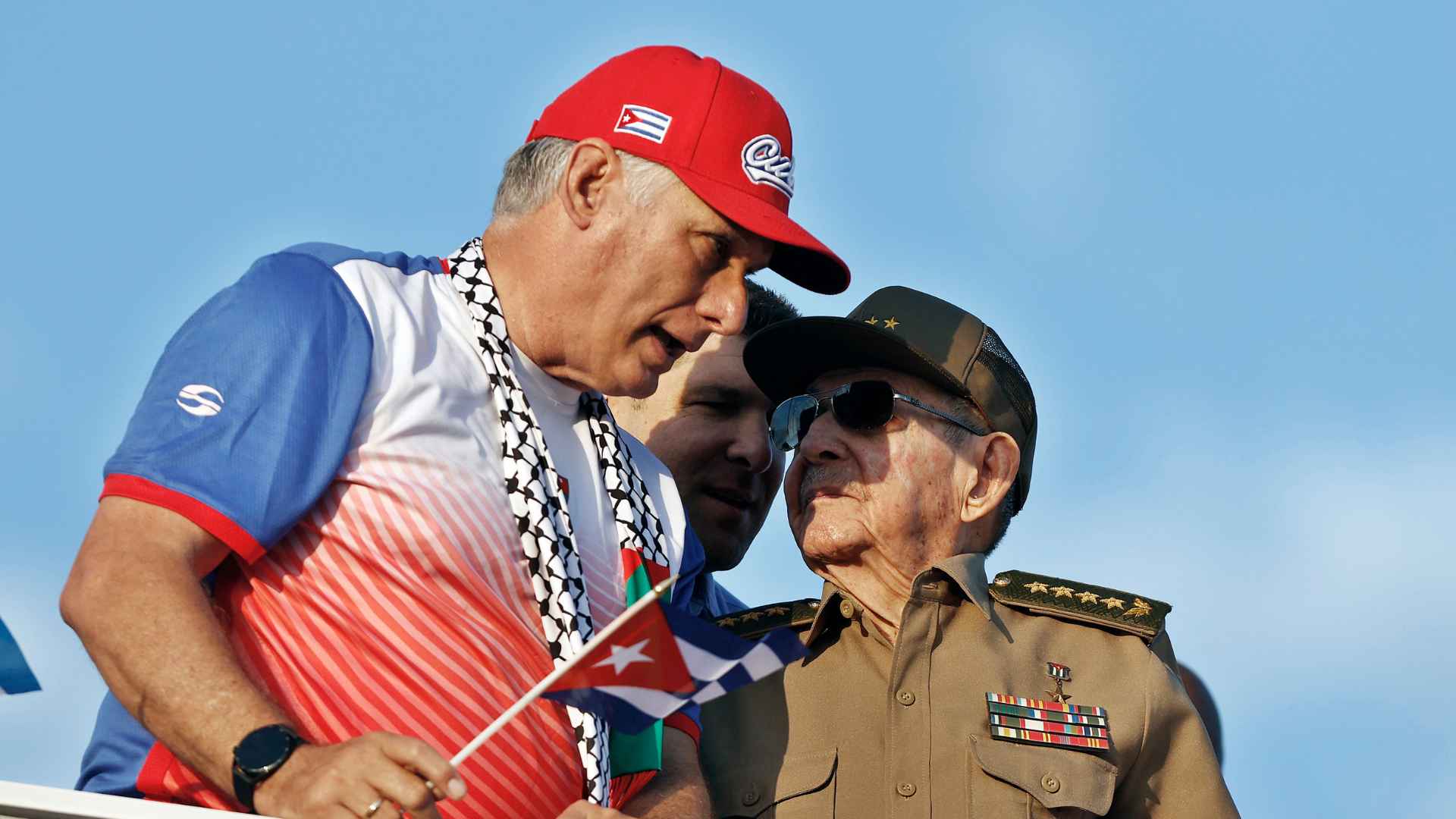 Miguel Díaz-Canel y Raúl Castro - Foto EFE