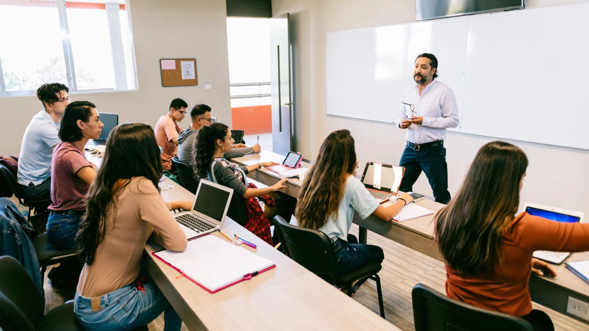 Universidades - Foto Canva