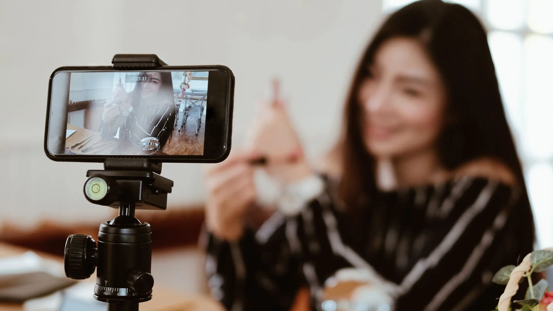 Corte Suprema ordenó regular a los influencers - Canva