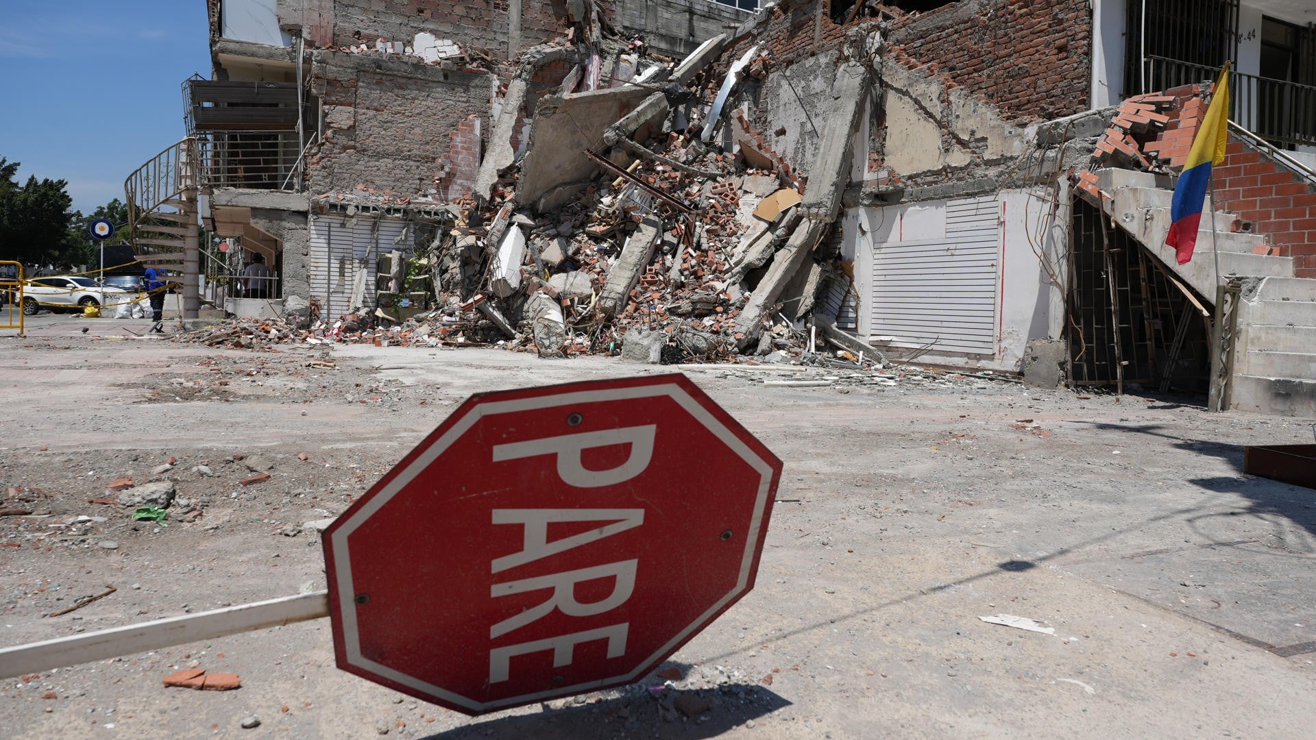 Estragos en terremoto en Cali. (EFE)