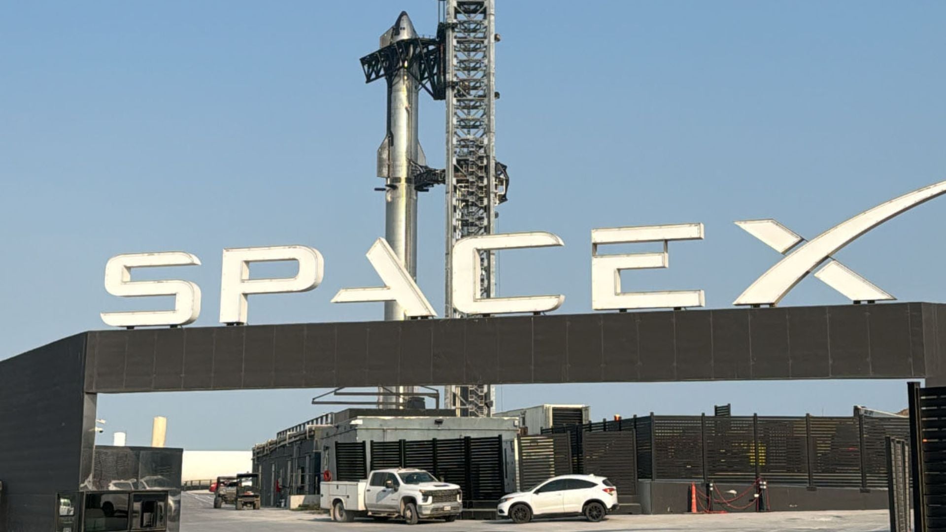 La compañía aeroespacial iniciará obras en 2027 cerca de Pecan Island con miras a realizar su primer lanzamiento orbital en 2029.