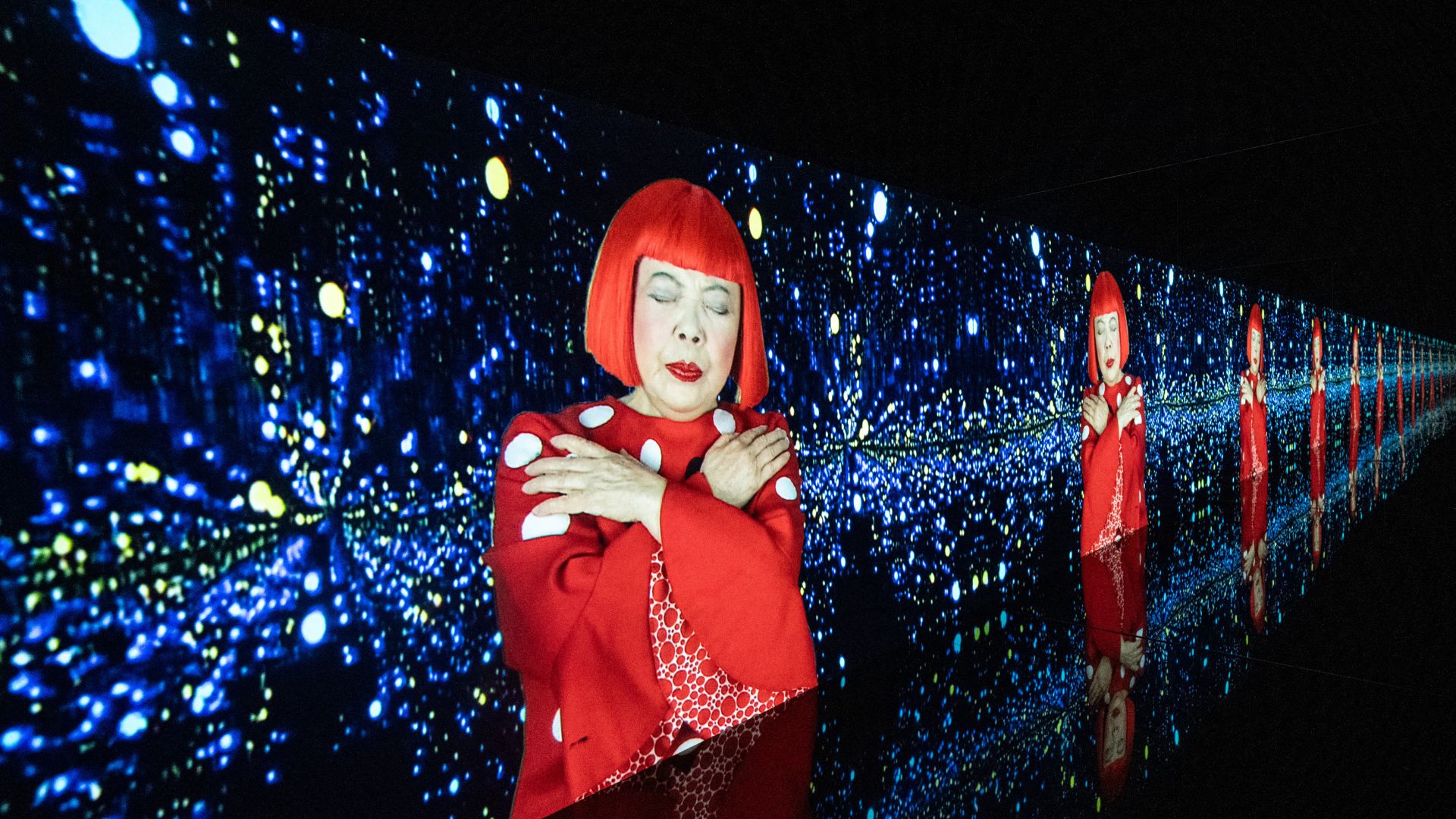 Murió Yayoi Kusama, la famosa artista japonesa de los lunares y los 'Mundos Infinitos', a los 97 años -AFP