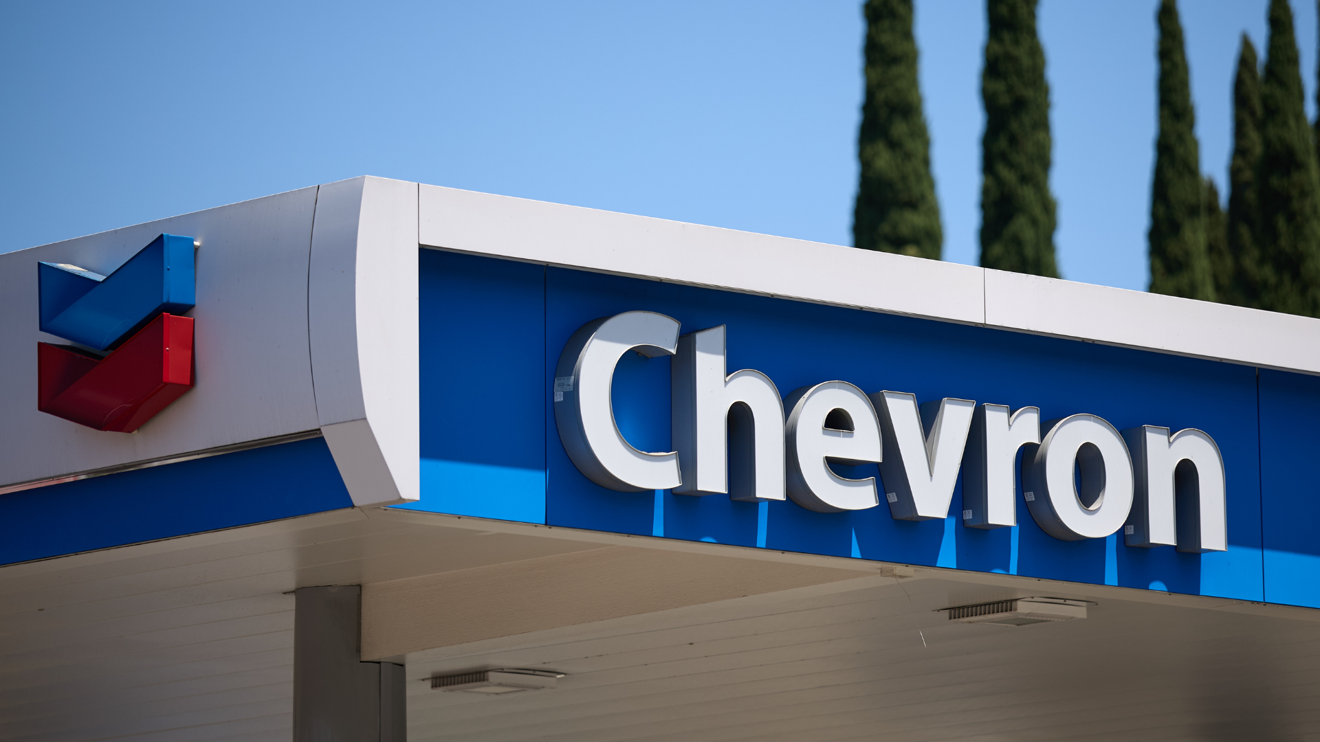 Letrero en una estación de servicio Chevron en EE. UU. - Foto de referencia: EFE