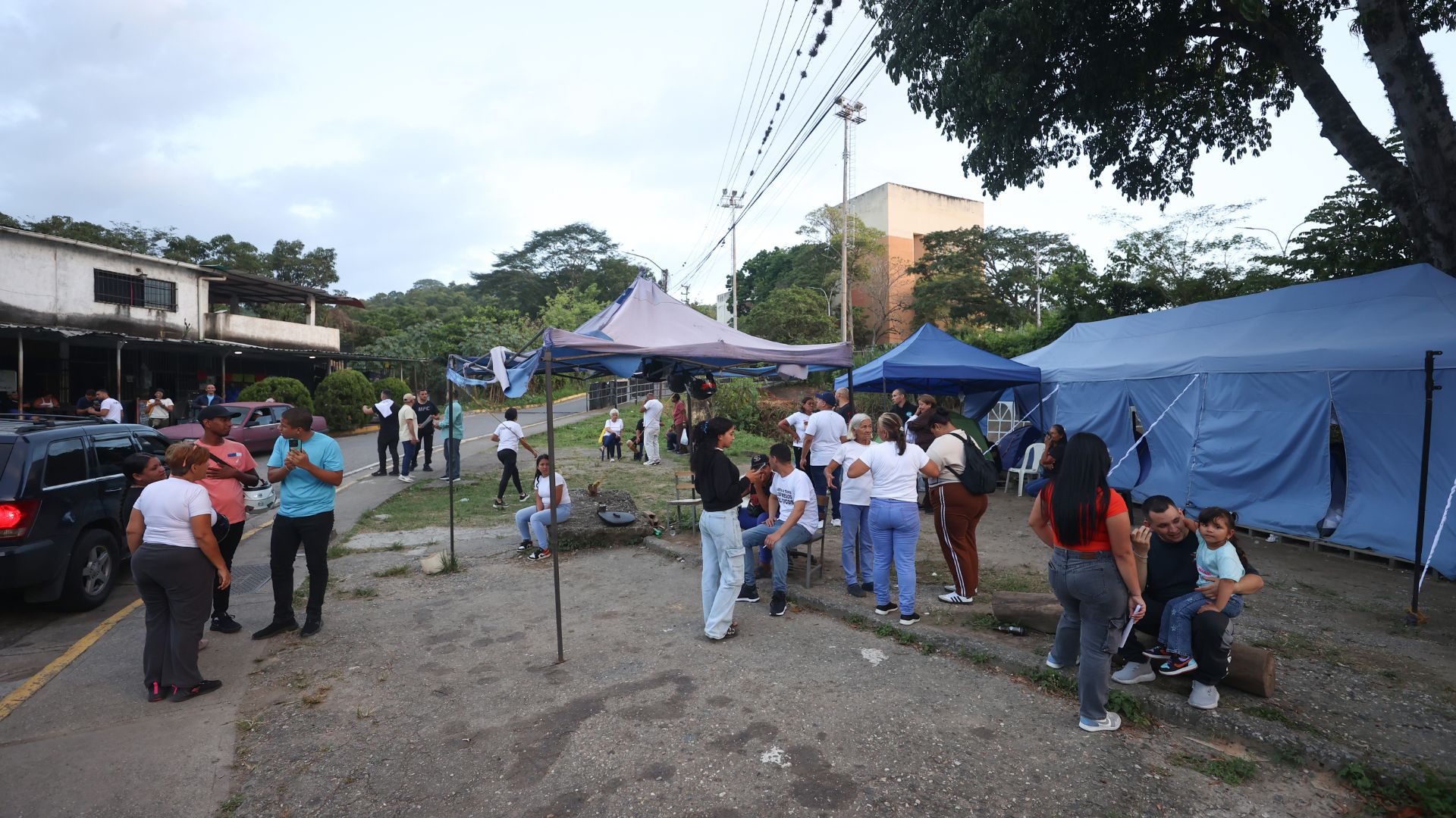 Familiares de presos políticos frente al centro penitenciario Rodeo 1 - EFE