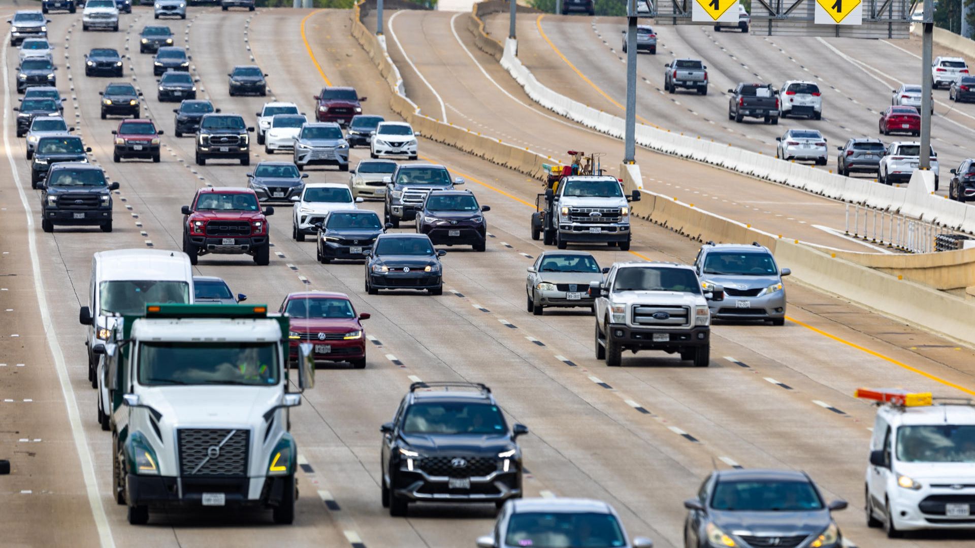 Vehículos en Houston, Texas - Foto: EFE