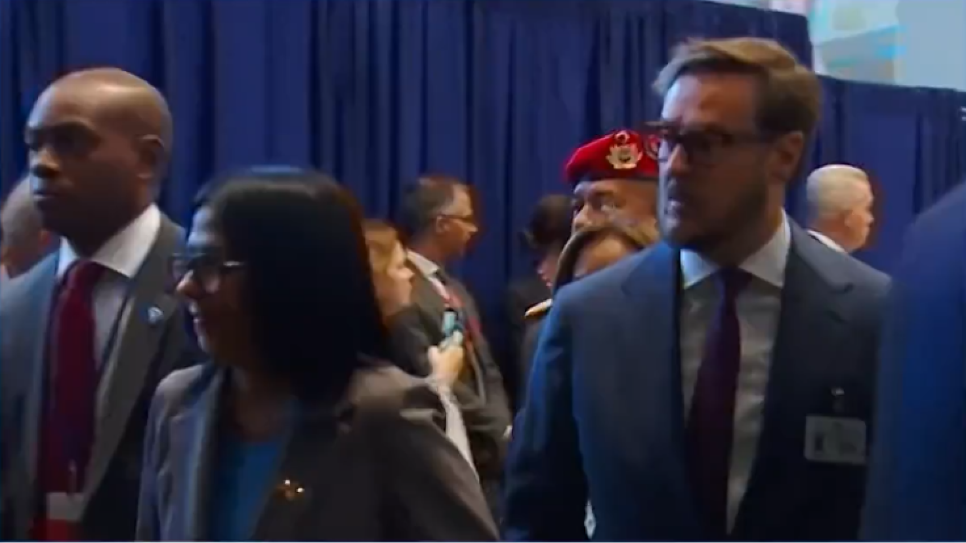 Delcy Rodríguez llega a la ONU en compañía del canciller del régimen venezolano / FOTO: Captura de pantalla