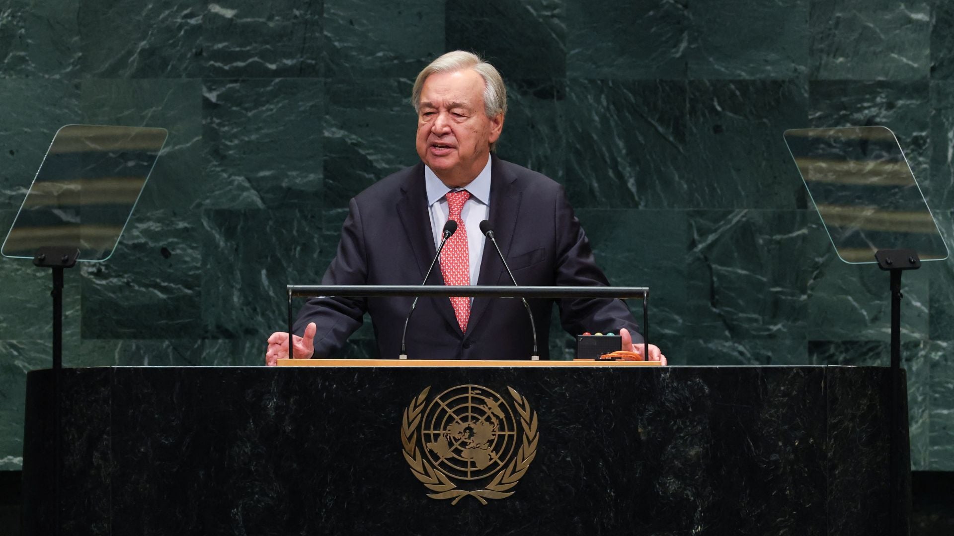 Antonio Guterres dio su último discurso ante la Asamblea General de la ONU como secretario. - Foto: AFP