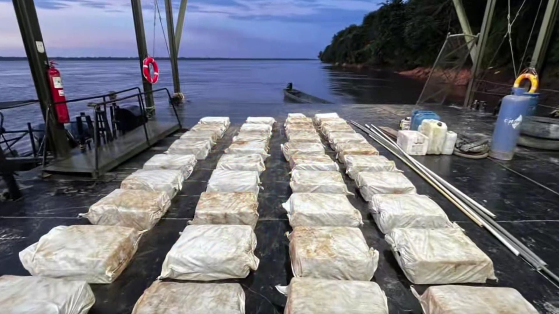 Incautan cerca de 1,5 toneladas de cocaína en el río Meta-Foto: tomada de @ArmadaColombia