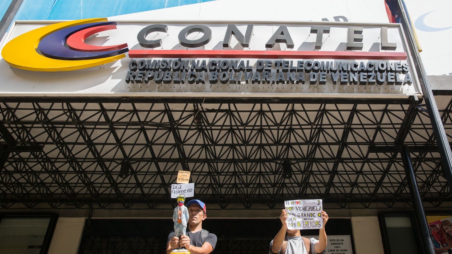 Censura a medios de comunicación en Venezuela - Foto: EFE