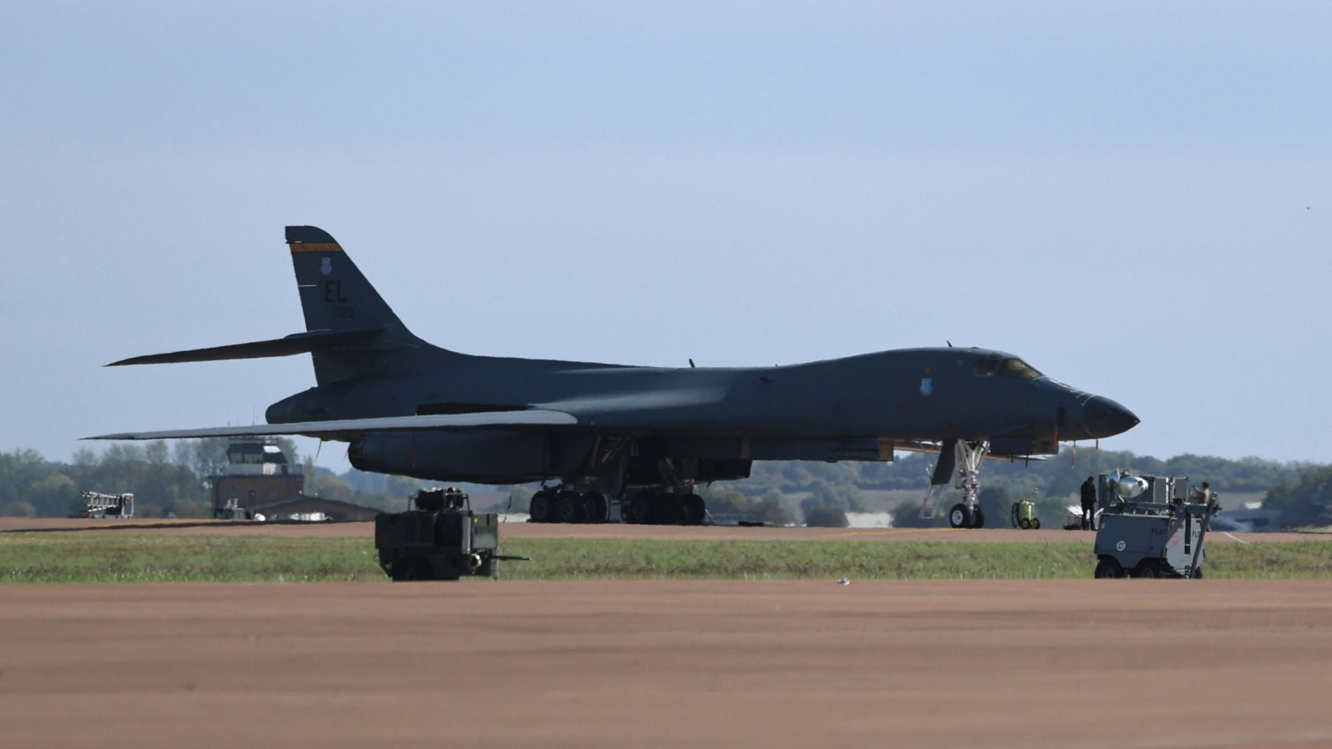 Bombarderos estadounidenses B-1 Lancer en la base aérea de la RAF en Fairford, Gloucestershire (Reino Unido)-Foto: EFE